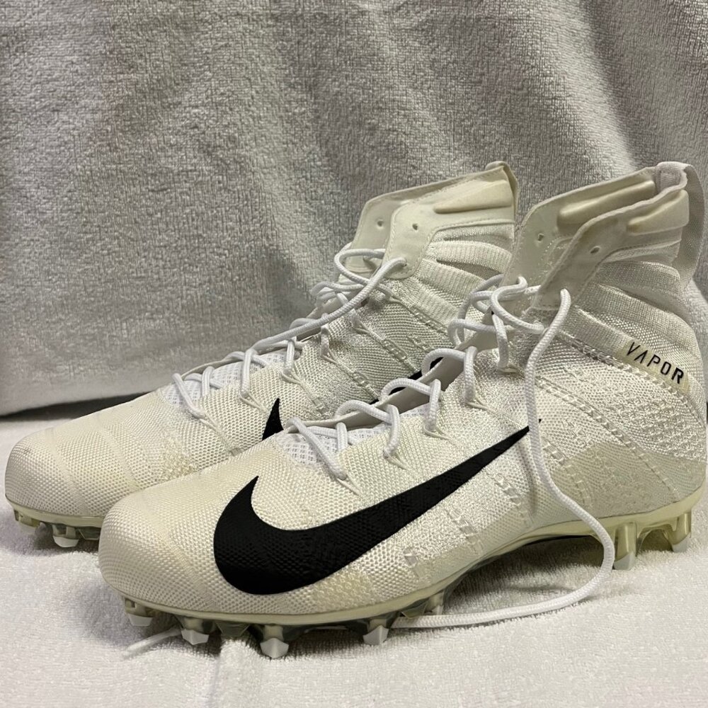 Nike Vapor Untouchable Football Cleats - Men's